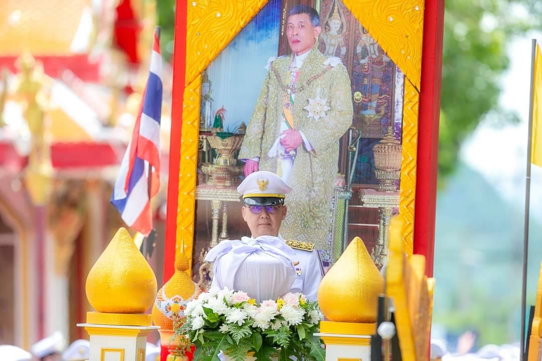 พัฒนาการจังหวัดกาญจนบุรี นำข้าราชการร่วมพิธีอัญเชิญขันน้ำสาครและที่ตักน้ำ จาก วัดวังก์วิเวการาม มายังพระอุโบสถวัดไชยชุมพลชนะสงคราม พระอารามหลวง เพื่อทำพิธีเสกน้ำพระพุทธมนต์ศักดิ์สิทธิ์ งานเฉลิมพระเกียรติพระบาทสมเด็จพระเจ้าอยู่หัว เนื่องในโอกาสมหามงคลเฉลิมพระชนมพรรษา 6 รอบ 28 กรกฎาคม 2567