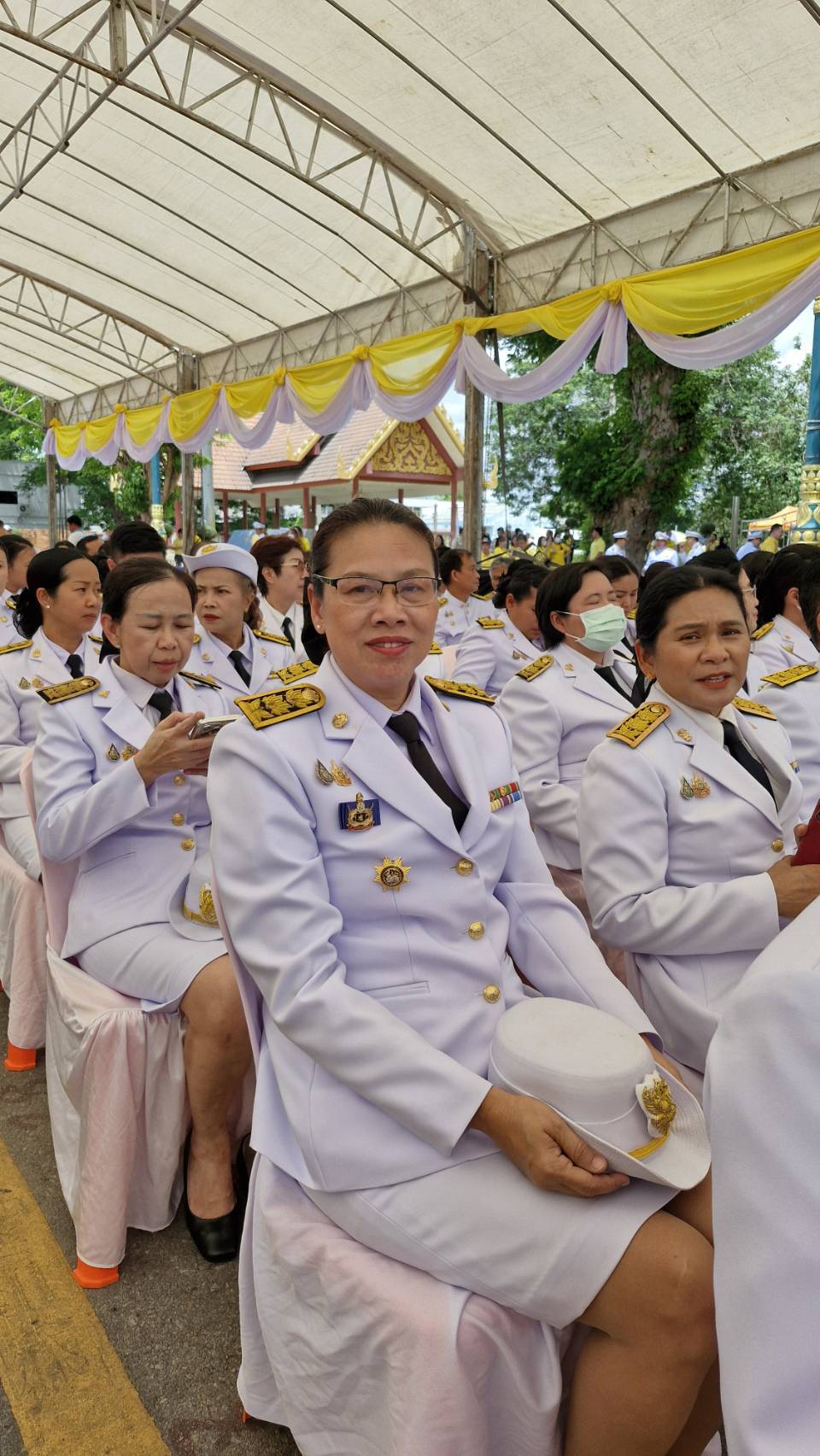 พัฒนาการจังหวัดกาญจนบุรี นำข้าราชการร่วมพิธีอัญเชิญขันน้ำสาครและที่ตักน้ำ จาก วัดวังก์วิเวการาม มายังพระอุโบสถวัดไชยชุมพลชนะสงคราม พระอารามหลวง เพื่อทำพิธีเสกน้ำพระพุทธมนต์ศักดิ์สิทธิ์ งานเฉลิมพระเกียรติพระบาทสมเด็จพระเจ้าอยู่หัว เนื่องในโอกาสมหามงคลเฉลิมพระชนมพรรษา 6 รอบ 28 กรกฎาคม 2567