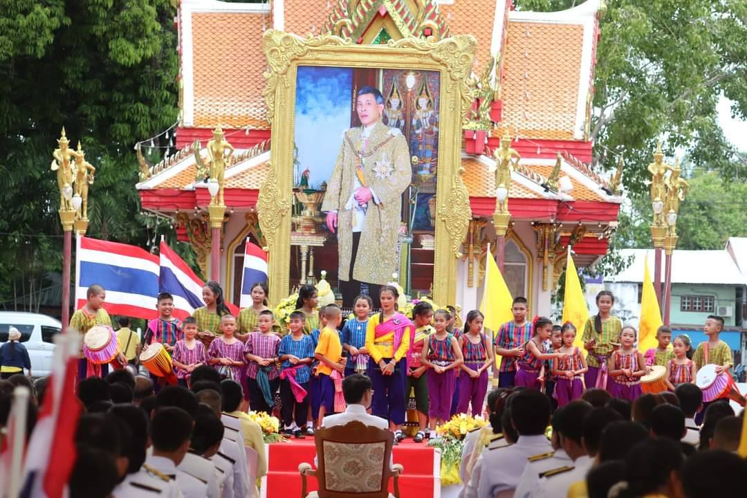 พัฒนาการจังหวัดกาญจนบุรี นำข้าราชการร่วมพิธีอัญเชิญขันน้ำสาครและที่ตักน้ำ จาก วัดวังก์วิเวการาม มายังพระอุโบสถวัดไชยชุมพลชนะสงคราม พระอารามหลวง เพื่อทำพิธีเสกน้ำพระพุทธมนต์ศักดิ์สิทธิ์ งานเฉลิมพระเกียรติพระบาทสมเด็จพระเจ้าอยู่หัว เนื่องในโอกาสมหามงคลเฉลิมพระชนมพรรษา 6 รอบ 28 กรกฎาคม 2567