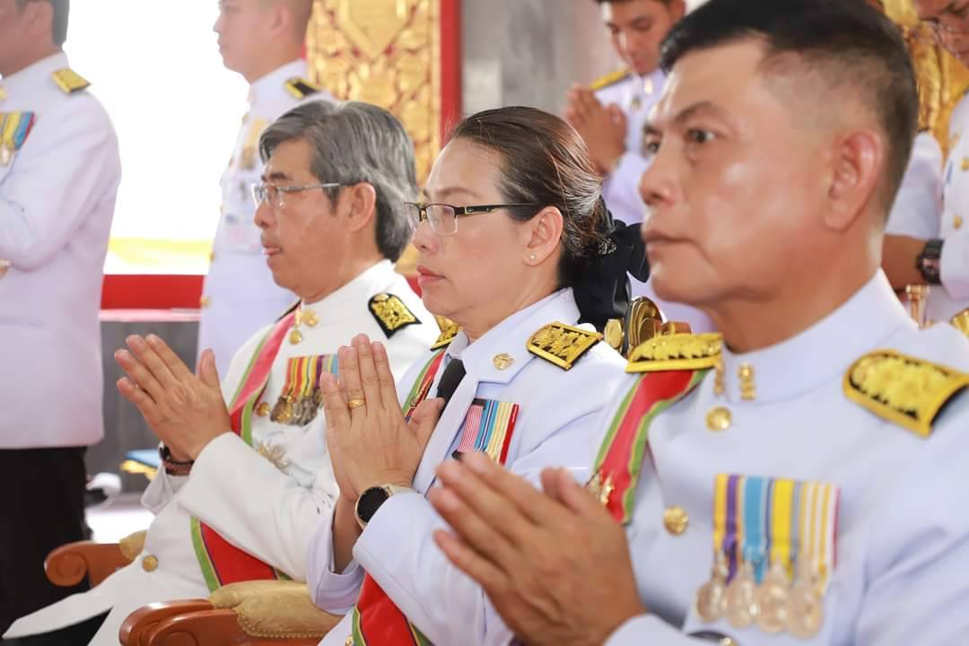 พัฒนาการจังหวัดกาญจนบุรี นำข้าราชการร่วมพิธีเวียนเทียนสมโภชน้ำพระพุทธมนต์ศักดิ์สิทธิ์ เฉลิมพระเกียรติ พระบาทสมเด็จพระเจ้าอยู่หัว เนื่องในโอกาสพระราชพิธีมหามงคลเฉลิมพระชนมพรรษา 6 รอบ 28 กรกฎาคม 2567 ณ วัดไชยชุมพลชนะสงคราม พระอารามหลวง(วัดใต้)