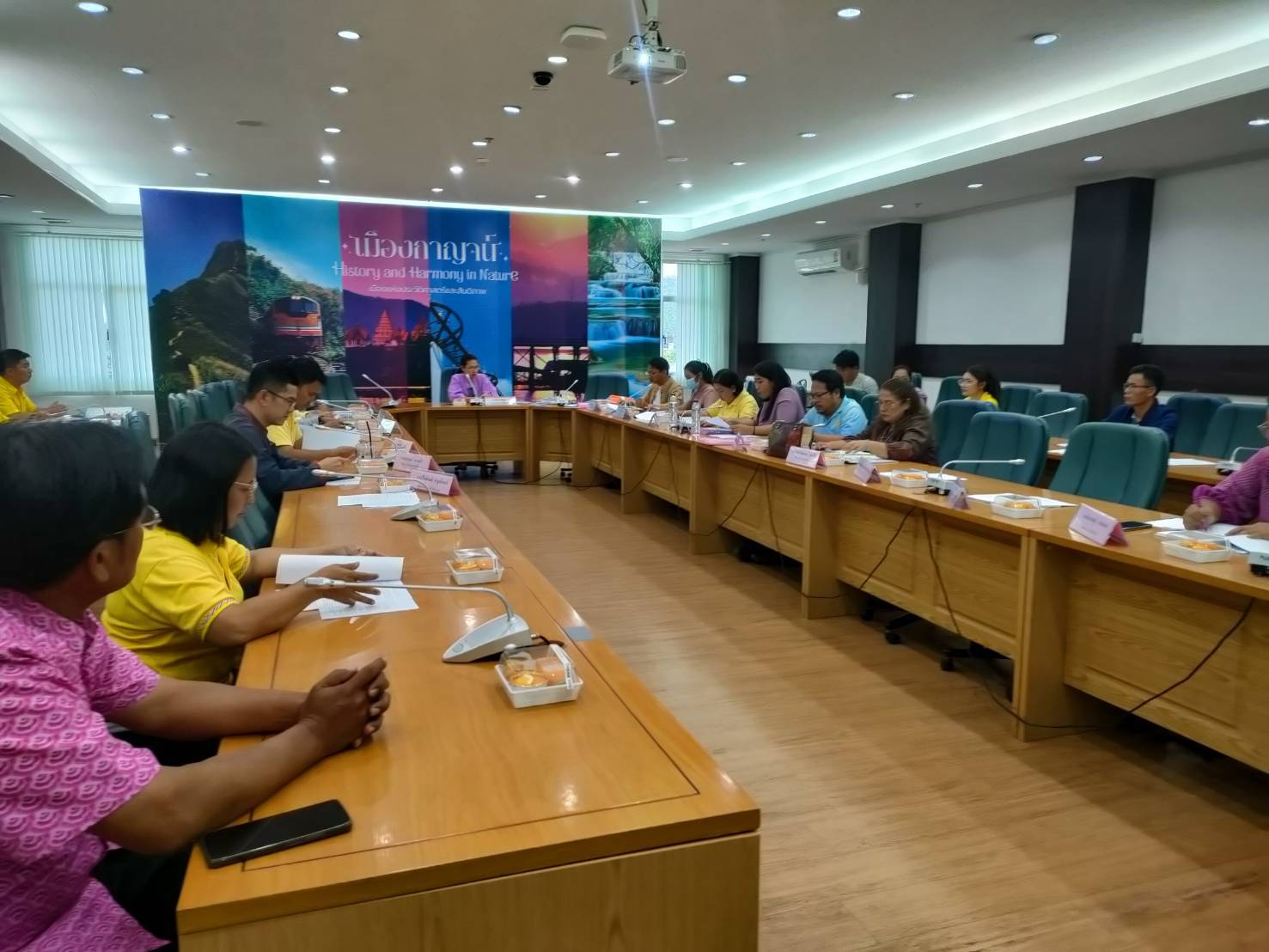 พช.กาญจนบุรี จัดประชุมคณะอนุกรรมการตรวจประเมินเพื่อการรับรองมาตรฐานการพัฒนาชุมชนระดับจังหวัด ครั้งที่ 1/2567