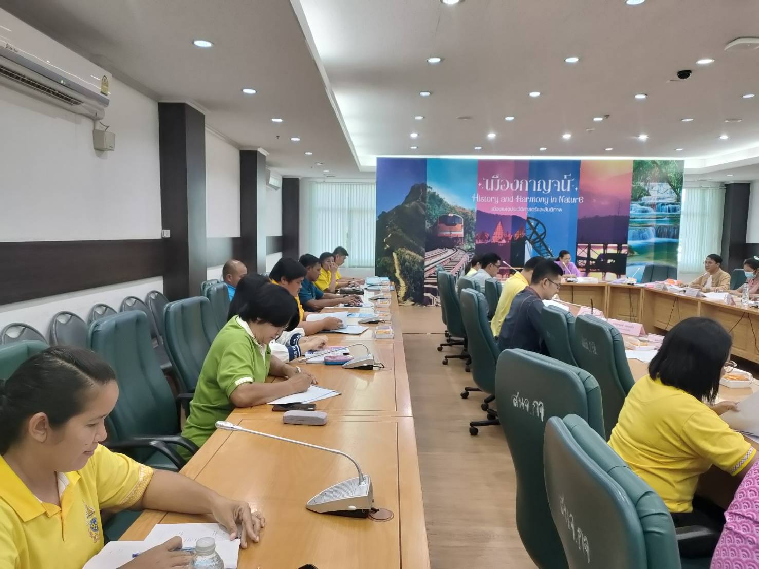 พช.กาญจนบุรี จัดประชุมคณะอนุกรรมการตรวจประเมินเพื่อการรับรองมาตรฐานการพัฒนาชุมชนระดับจังหวัด ครั้งที่ 1/2567