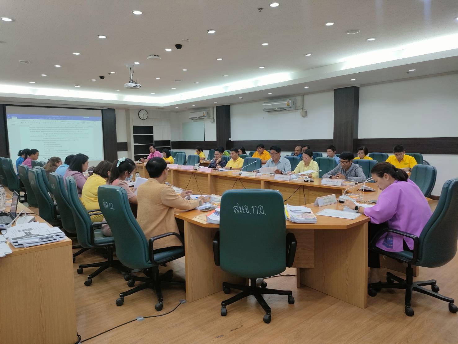 พช.กาญจนบุรี จัดประชุมคณะอนุกรรมการตรวจประเมินเพื่อการรับรองมาตรฐานการพัฒนาชุมชนระดับจังหวัด ครั้งที่ 1/2567