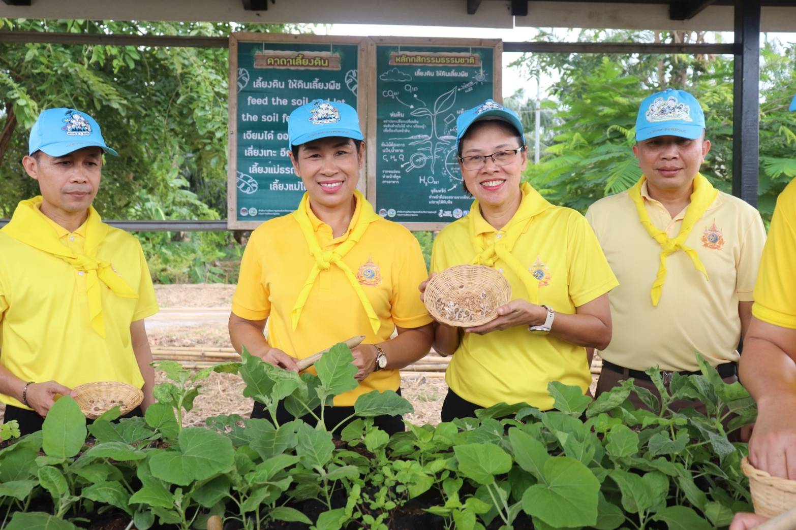 CDD KAN News : พช.กาญจนบุรี ผนึกกำลังขับเคลื่อนโครงการ โคก หนอง นา อารยเกษตร เฉลิมพระเกียรติพระบาทสมเด็จพระเจ้าอยู่หัวเนื่องในโอกาสพระราชพิธีมหามงคลเฉลิมพระชนมพรรษา 6 รอบ 28 กรกฎาคม 2567