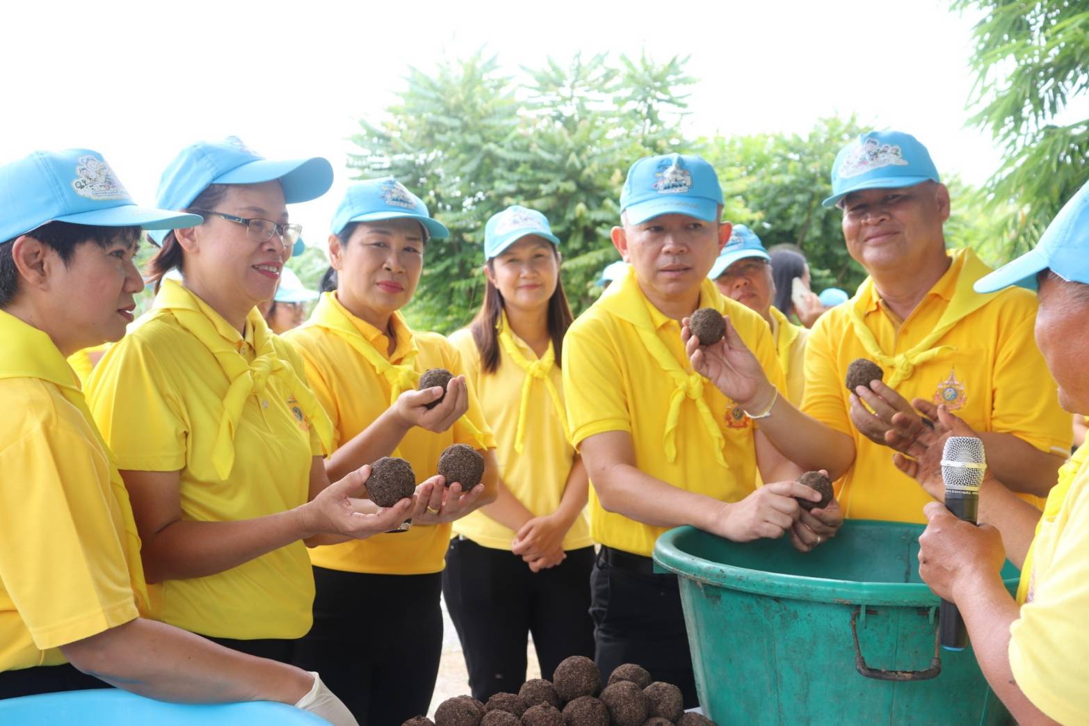 CDD KAN News : พช.กาญจนบุรี ผนึกกำลังขับเคลื่อนโครงการ โคก หนอง นา อารยเกษตร เฉลิมพระเกียรติพระบาทสมเด็จพระเจ้าอยู่หัวเนื่องในโอกาสพระราชพิธีมหามงคลเฉลิมพระชนมพรรษา 6 รอบ 28 กรกฎาคม 2567