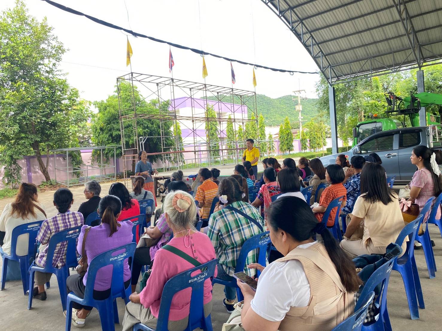 พช. กาญจนบุรี จัดโครงการพัฒนาบุคลากรเพื่อยกระดับผ้าไทยให้มีมูลค่าสูงในการขับเคลื่อนยุทธศาสตร์การพัฒนาคุณภาพชีวิตของประชาชนจังหวัดกาญจนบุรี