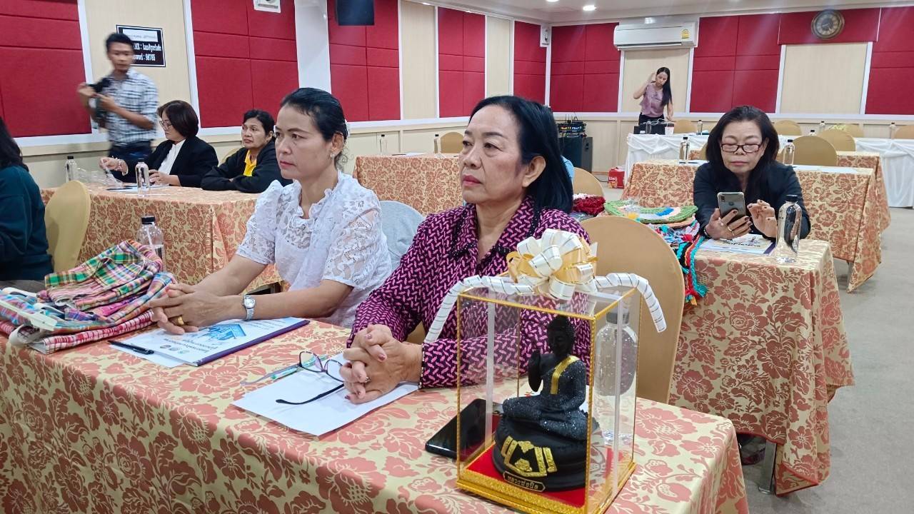พช.กาญจนบุรี ติดอาวุธ เสริมองค์ความรู้ ยกระดับผู้ประกอบการ OTOP ในโครงการพัฒนาศักยภาพผู้ประกอบการ สู่ยุค 4.0 ประจำปี พ.ศ.2568 รุ่นที่ 1