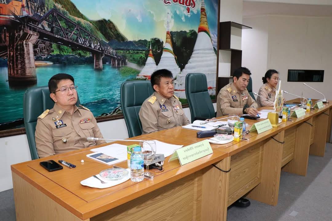 พัฒนาการจังหวัดกาญจนบุรี ร่วมรับมอบนโยบายในการปฏิบัติราชการจากผู้ว่าราชการจังหวัดกาญจนบุรี และรองผู้ว่าจังหวัดกาญจนบุรี ที่ได้รับการแต่งตั้งให้มาดำรงตำแหน่งใหม่