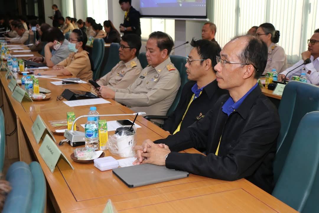 พัฒนาการจังหวัดกาญจนบุรี ร่วมรับมอบนโยบายในการปฏิบัติราชการจากผู้ว่าราชการจังหวัดกาญจนบุรี และรองผู้ว่าจังหวัดกาญจนบุรี ที่ได้รับการแต่งตั้งให้มาดำรงตำแหน่งใหม่
