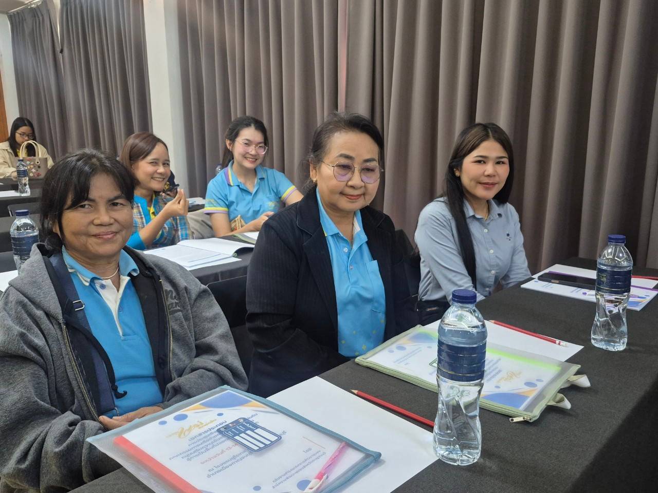 พช.กาญจนบุรี จัดประชุมคณะกรรมการเครือข่ายกองทุนแม่ของแผ่นดินหนุนเสริมความเข้มแข็งหมู่บ้าน/ชุมชน สู่การเป็นพื้นที่ปลอดภัยจากยาเสพติด