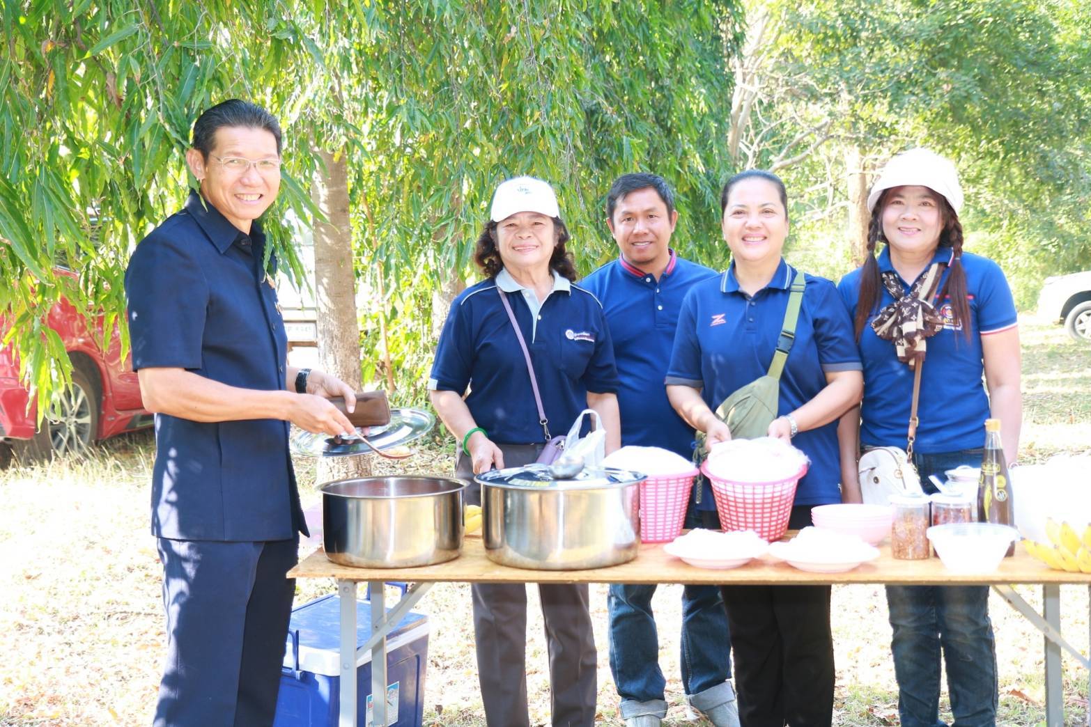 พช.กาญจนบุรี จัดกิจกรรมเนื่องในวาระครบรอบ 56 ปี โครงการพัฒนาผู้นำอาสาพัฒนาชุมชน ภายใต้แนวคิด “อช. รวมใจ ขจัดภัยแก้จน พัฒนาชุมชนอย่างพอเพียง”