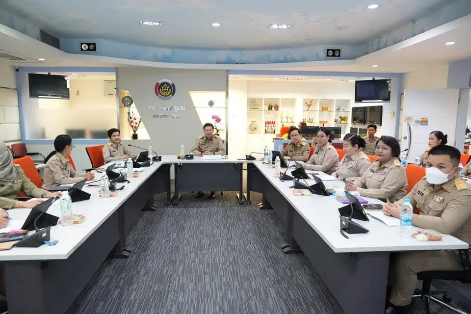 พช.กาญจนบุรี ร่วมประชุมติดตามเร่งรัดการใช้จ่ายงบประมาณรายจ่ายประจำปีงบประมาณ พ.ศ.2568 ของกรมการพัฒนาชุมชน ครั้งที่ 2/2568