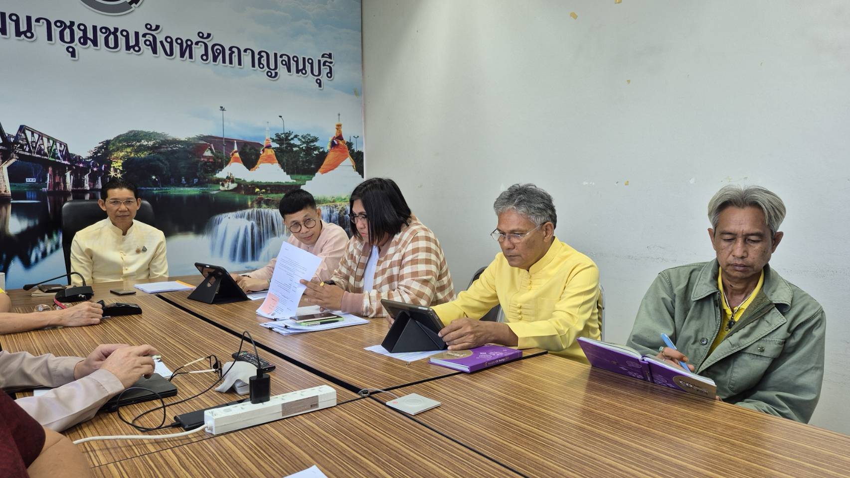 พช.กาญจนบุรี ร่วมประชุมกรมการพัฒนาชุมชน ครั้งที่ 1/2568