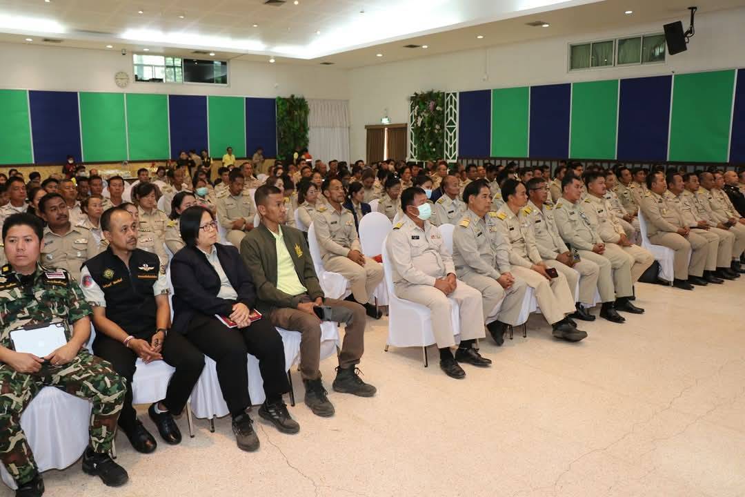 พัฒนาการจังหวัดกาญจนบุรี ร่วมลงพื้นที่ตรวจเยี่ยมและรับมอบนโยบายการปฏิบัติราชการ ในพื้นที่อำเภอศรีสวัสดิ์ จังหวัดกาญจนบุรี