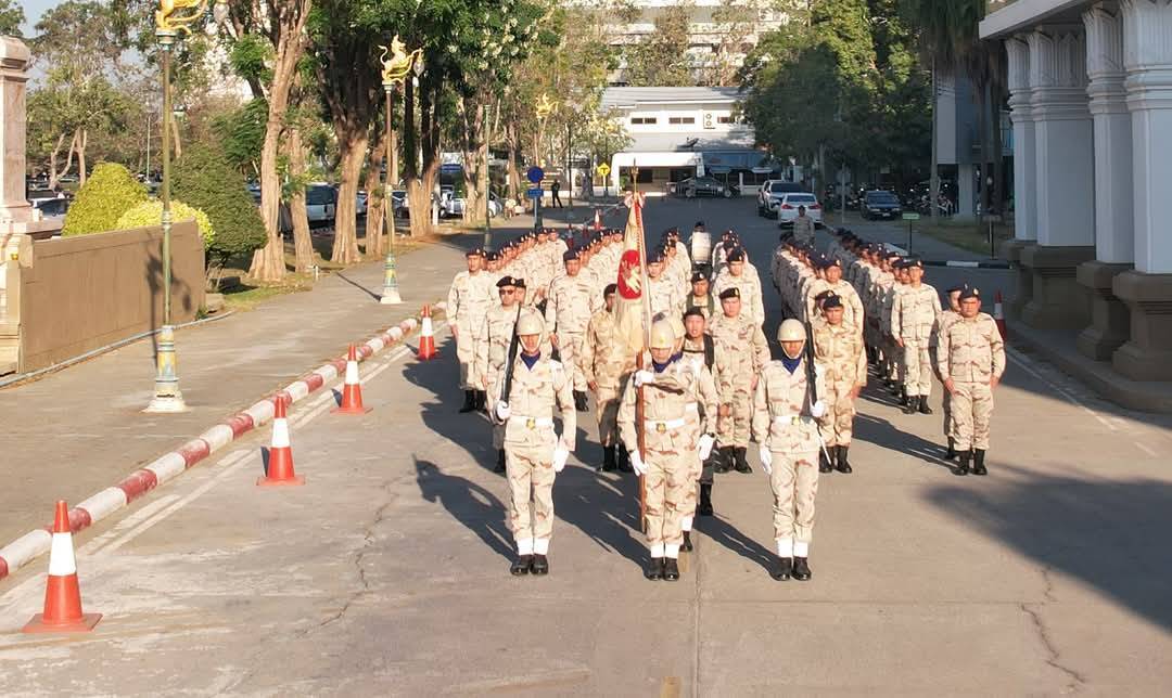 พจ.กาญจนบุรี ร่วมพิธีกระทำสัตย์ปฏิญาณตนต่อธงประจำกองอาสารักษาดินแดนจังหวัดกาญจนบุรี(ธงชัยเฉลิมพล) เนื่องในวันคล้ายวันสถาปนากองอาสารักษาดินแดน ครบรอบปีที่ 71