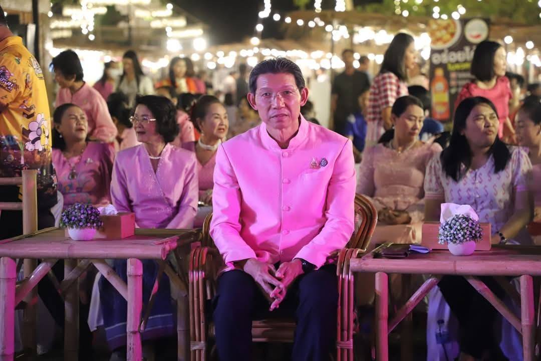 ผู้ว่าราชการจังหวัดกาญจนบุรี เปิดงานเสน่ห์ศิลป์ ถิ่นเมืองกาญจน์ ภายใต้ธีมงาน “ฤดูกาญจน์ แห่งความรัก” ที่จัดขึ้นระหว่างวันที่ 14 – 16 กุมภาพันธ์ 2568