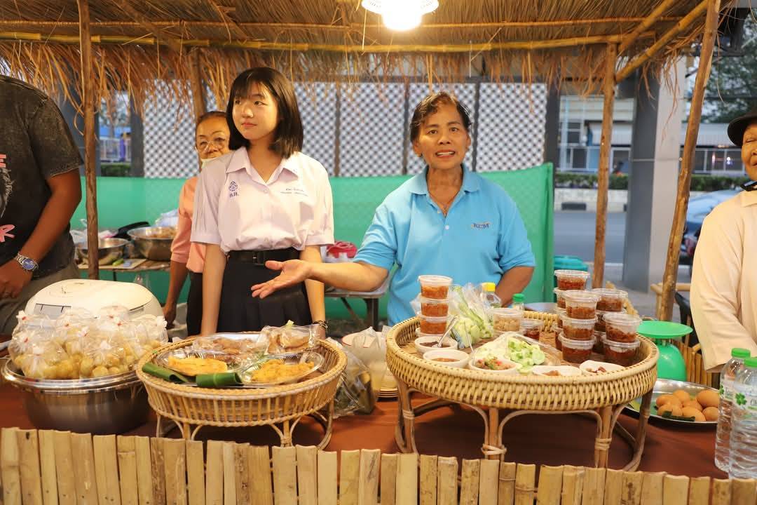 ผู้ว่าราชการจังหวัดกาญจนบุรี เปิดงานเสน่ห์ศิลป์ ถิ่นเมืองกาญจน์ ภายใต้ธีมงาน “ฤดูกาญจน์ แห่งความรัก” ที่จัดขึ้นระหว่างวันที่ 14 – 16 กุมภาพันธ์ 2568