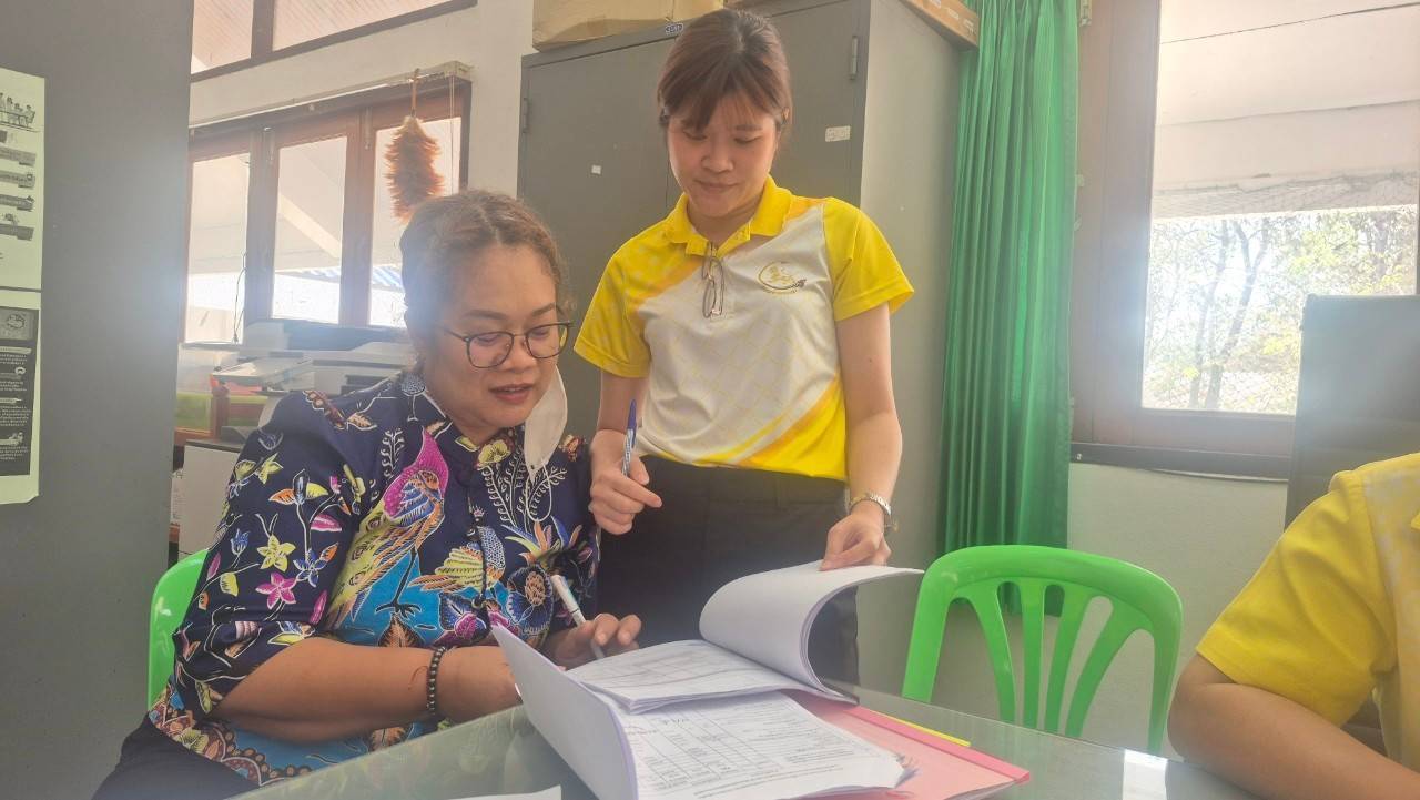 พจ.กาญจนบุรี จัดทีมปฏิบัติการลงพื้นที่นิเทศ ติดตาม การดำเนินงานของสำนักงานพัฒนาชุมชนอำเภอ ประจำปีงบประมาณ พ.ศ. 2568 รอบไตรมาส 1 – 2 ในพื้นที่อำเภอห้วยกระเจา