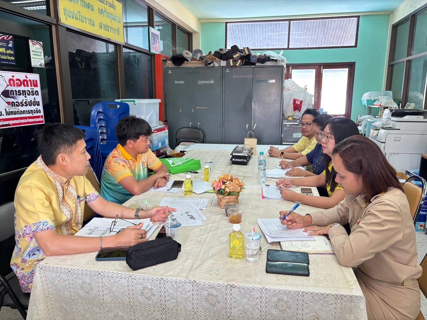 พจ.กาญจนบุรี จัดทีมปฏิบัติการลงพื้นที่นิเทศ ติดตาม การดำเนินงานของสำนักงานพัฒนาชุมชนอำเภอ ประจำปีงบประมาณ พ.ศ. 2568 รอบไตรมาส 1 – 2 ในพื้นที่อำเภอด่านมะขามเตี้ย