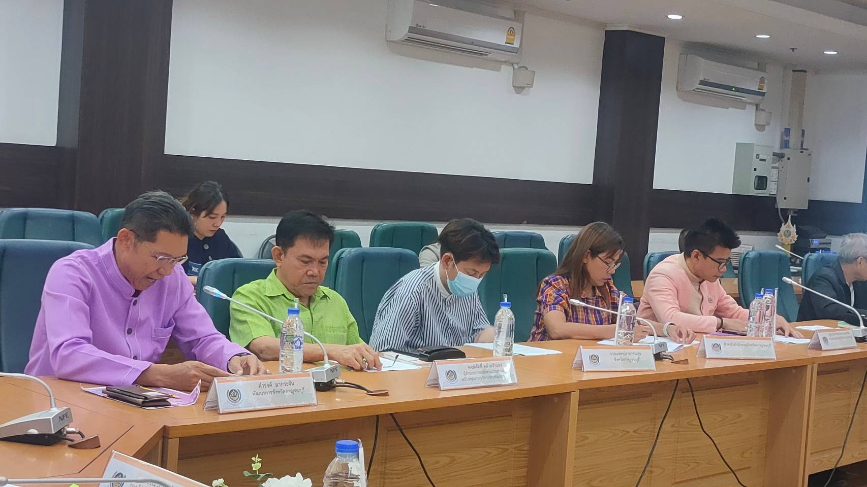 พช.กาญจนบุรี จัดประชุมคณะกรรมการกองทุนพัฒนาเด็กชนบทจังหวัดกาญจนบุรี ในพระราชูปถัมภ์ สมเด็จพระเทพรัตนราชสุดา ฯ สยามบรมราชกุมารี เห็นชอบอนุมัติเงินช่วยเหลือเด็กด้อยโอกาส ปี 2568 จำนวน 122 ราย เป็นเงิน 261,000 บาท