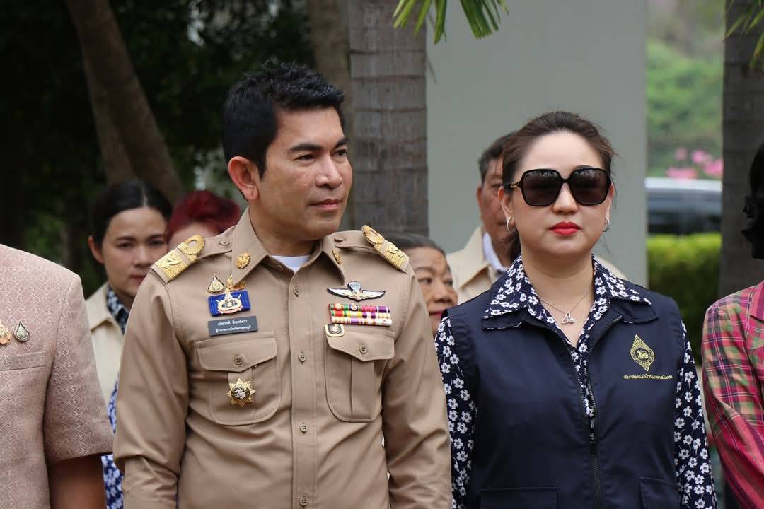 ผู้ว่าราชการจังหวัดกาญจนบุรี เปิดจวนปลูกผักสวนครัว เป็นต้นแบบผู้นำต้องทำก่อน เพื่อสร้างความมั่นคงทางอาหาร ตามแนวพระราชดำริสมเด็จพระกนิษฐาธิราชเจ้า กรมสมเด็จพระเทพรัตนราชสุดาฯ สยามบรมราชกุมารี