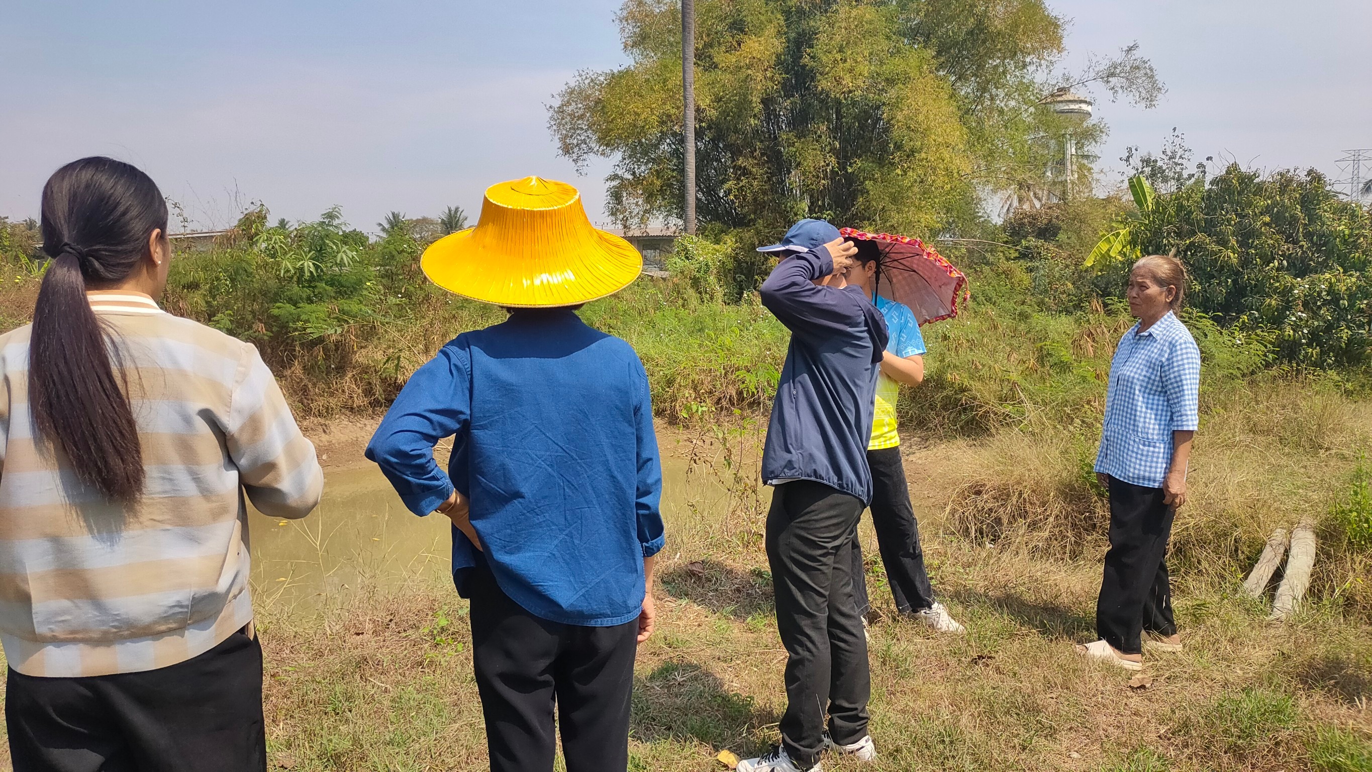 พจ. กาญจนบุรี จัดทีมปฏิบัติการลงพื้นที่นิเทศ ติดตาม การดำเนินงานของสำนักงานพัฒนาชุมชนอำเภอ ประจำปีงบประมาณ พ.ศ. 2568 รอบไตรมาส 1 – 2 ในพื้นที่อำเภอท่ามะกา