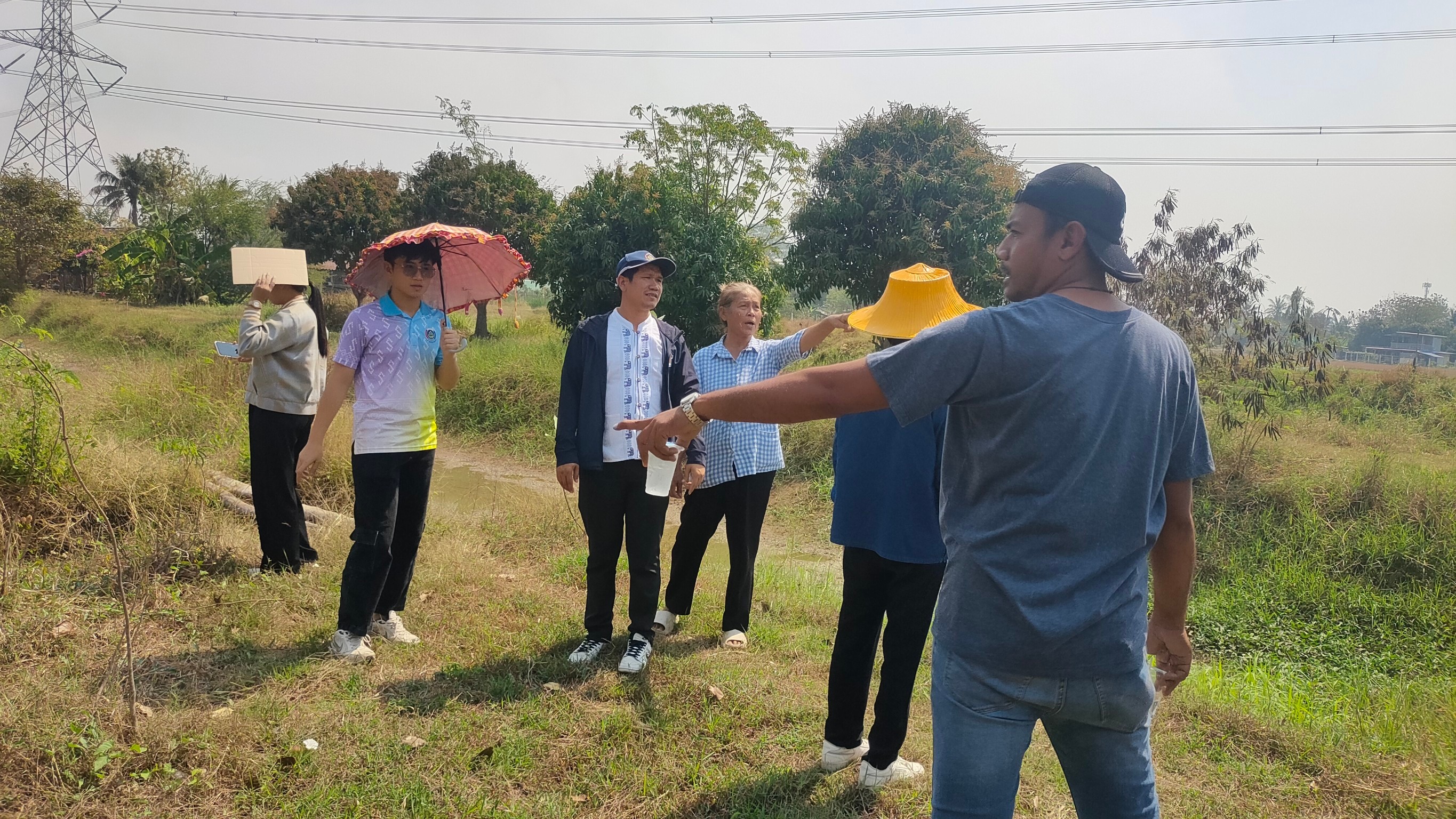 พจ. กาญจนบุรี จัดทีมปฏิบัติการลงพื้นที่นิเทศ ติดตาม การดำเนินงานของสำนักงานพัฒนาชุมชนอำเภอ ประจำปีงบประมาณ พ.ศ. 2568 รอบไตรมาส 1 – 2 ในพื้นที่อำเภอท่ามะกา
