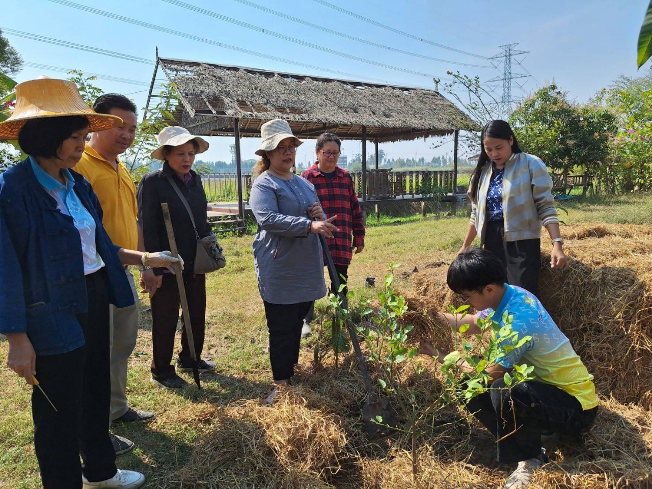 พจ. กาญจนบุรี จัดทีมปฏิบัติการลงพื้นที่นิเทศ ติดตาม การดำเนินงานของสำนักงานพัฒนาชุมชนอำเภอ ประจำปีงบประมาณ พ.ศ. 2568 รอบไตรมาส 1 – 2 ในพื้นที่อำเภอท่ามะกา