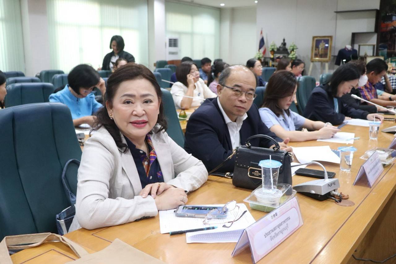 พช. กาญจนบุรี จัดประชุมคัดสรรสุดยอดผลิตภัณฑ์ OTOP เด่น จังหวัด (Provincial Star OTOP : PSO) ปี พ.ศ. 2568
