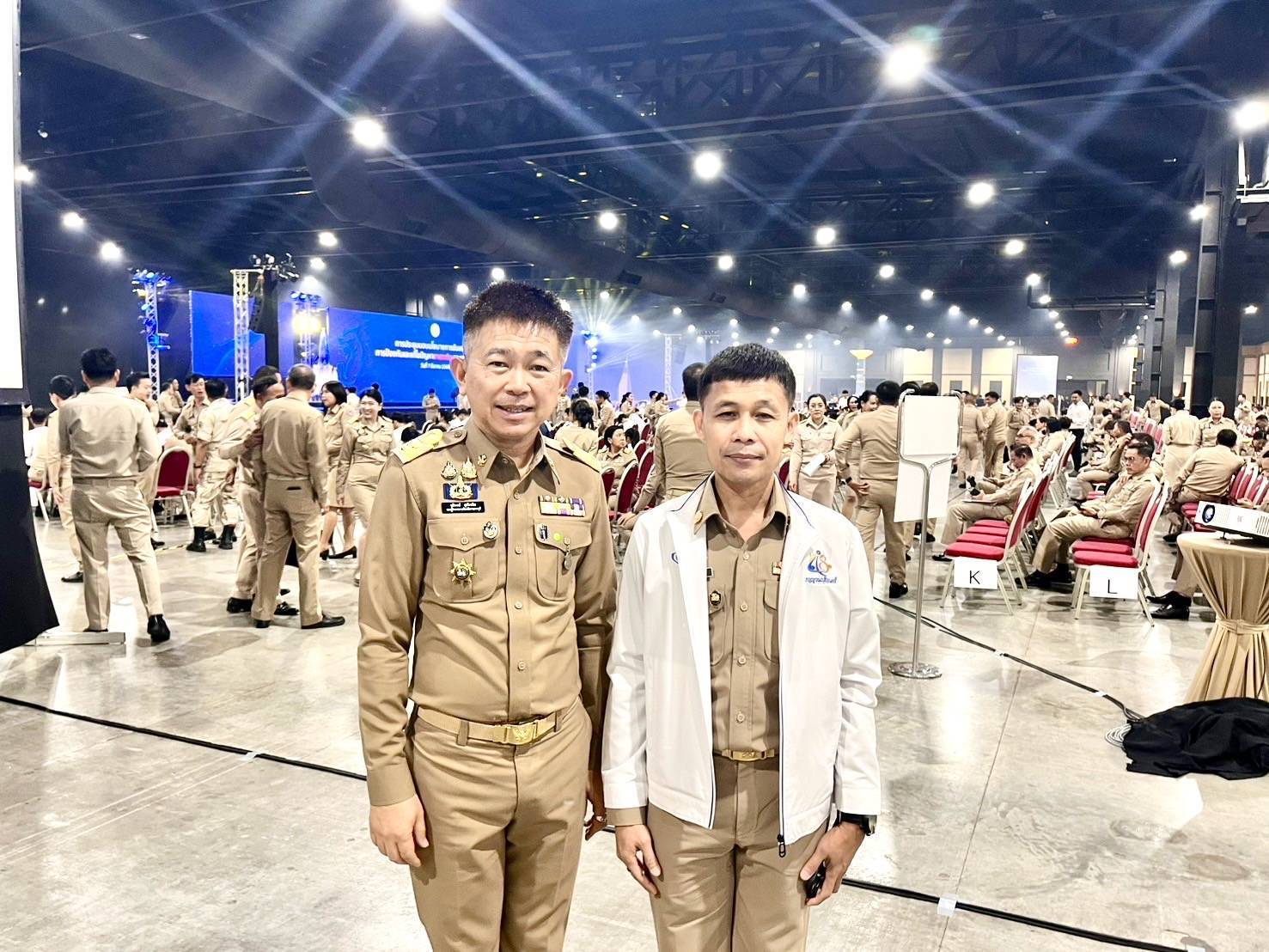 พจ.กาญจนบุรี เข้าร่วมประชุมมอบนโยบายการขับเคลื่อนการป้องกันและแก้ไขปัญหายาเสพติดของกระทรวงมหาดไทย