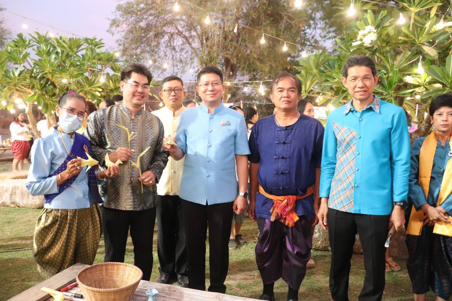 พช.กาญจนบุรี จัดงานนิทรรศการโปรแกรมของผู้จัดโปรแกรมการท่องเที่ยวเชิงสร้างสรรค์ ตามแนวทาง D-HOPE หมู่บ้านท่องเที่ยว OTOP นวัตวิถีบ้านดอนเจดีย์ ระหว่างวันที่ 14-16 มีนาคม 2568