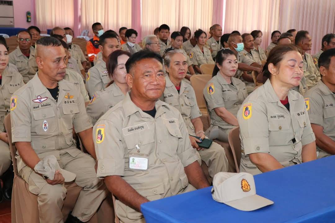 พจ.กาญจนบุรี ร่วมงานวันอาสาสมัครป้องกันภัยฝ่ายพลเรือน (อปพร.) ประจำปี 2568