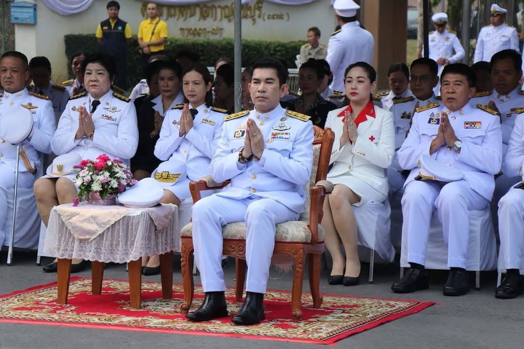 พช. กาญจนบุรี ร่วมพิธีถวายราชสักการะ พระบรมราชานุสาวรีย์ พระบาทสมเด็จพระนั่งเกล้าเจ้าอยู่หัว เนื่องในวันที่ระลึก“พระบาทสมเด็จพระนั่งเกล้าเจ้าอยู่หัว พระมหาเจษฎาราชเจ้า”