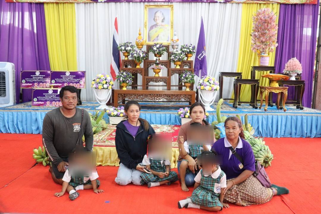 พช. กาญจนบุรี จัดพิธีทอดผ้าป่าสมทบกองทุนพัฒนาเด็กชนบท ในพระราชูปถัมภ์สมเด็จพระเทพรัตนราชสุดาฯ สยามบรมราชกุมารี ประจำปี 2568