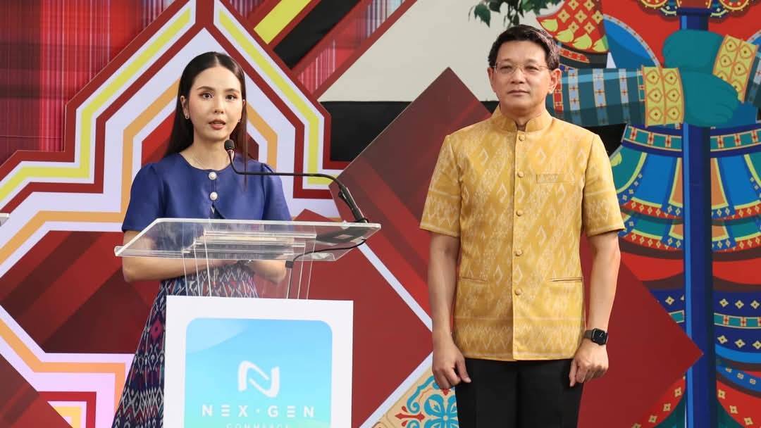 พช.กาญจนบุรี ร่วมพิธีลงนามบันทึกข้อตกลงความร่วมมือในการขับเคลื่อนโครงการเพิ่มประสิทธิภาพการสร้างการรับรู้และขยายช่องทางการตลาดแก่ผลิตภัณฑ์ชุมชน OTOP อย่างยั่งยืน