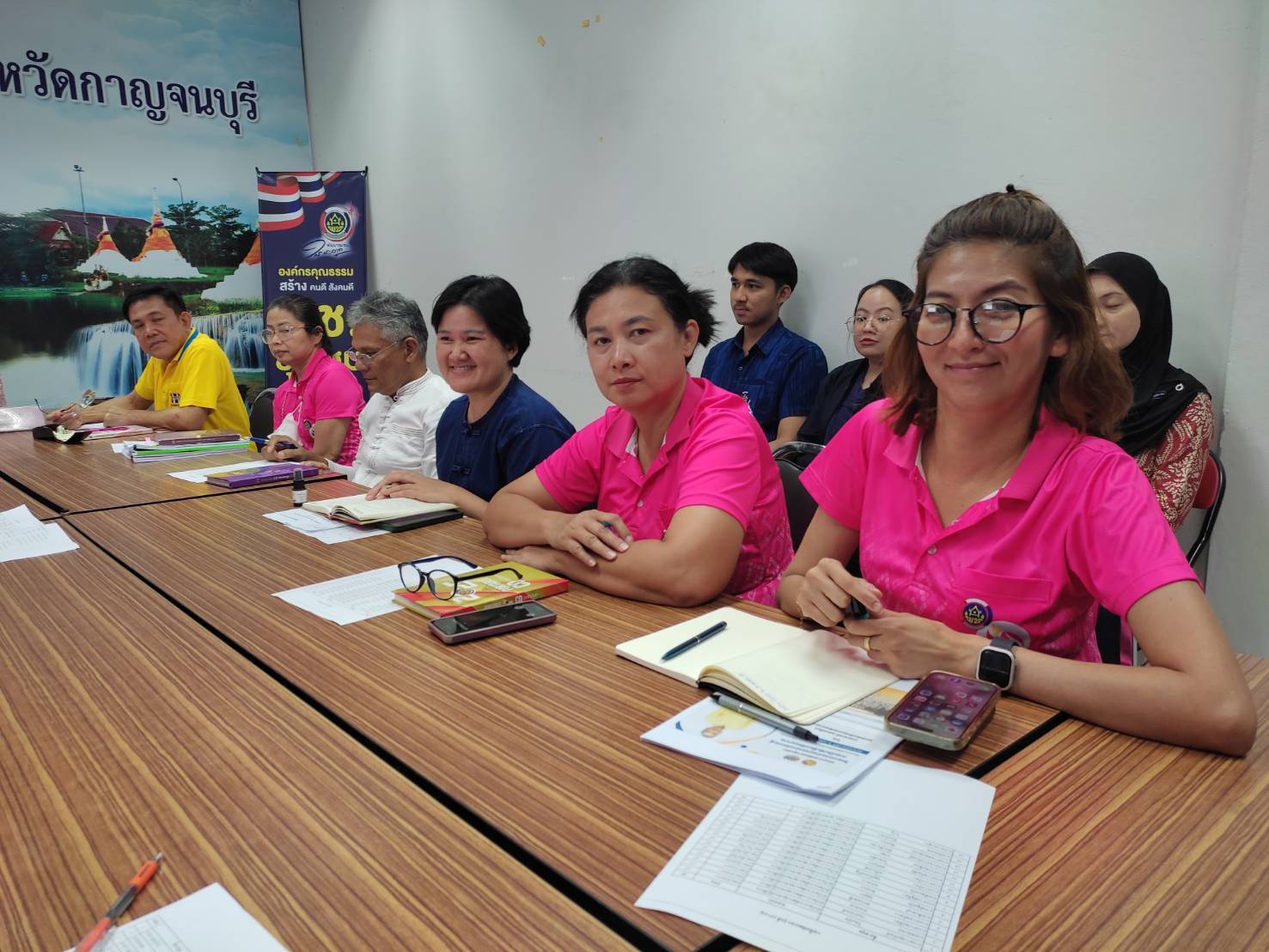 CDD KAN News : พช.กาญจนบุรี จัดประชุมเตรียมความพร้อม “สร้างแรงดูด ลดแรงผลัก”สร้างทีมพี่เลี้ยงพัฒนากรบรรจุใหม่ส่งเสริมการเริ่มต้นทำงานในระบบราชการอย่างราบรื่นและมีประสิทธิภาพ