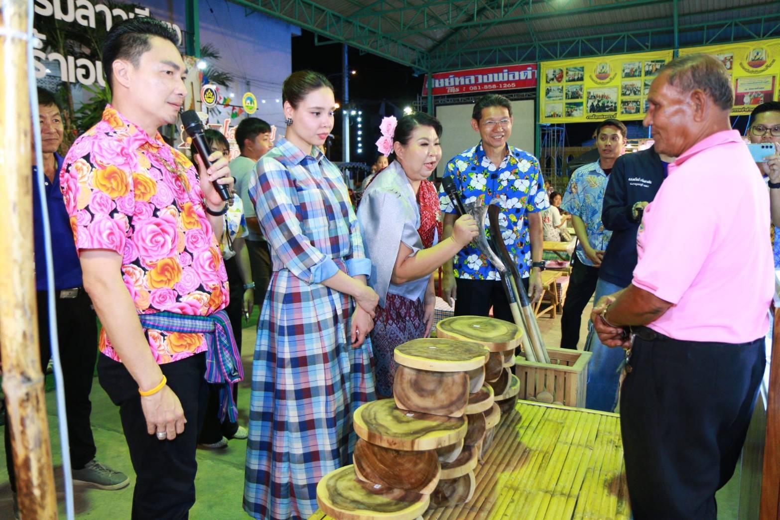 CDD KAN News: พช.กาญจนบุรี จัดมหกรรมจัดแสดงและจำหน่ายผลิตภัณฑ์ชุมชน “เสน่ห์ศิลป์ ถิ่นเมืองกาญจน์” ครั้งที่ 3 ภายใต้แนวคิด“ฤดูกาญจน์แห่งความเบิกบาน สงกรานต์ ลาวเวียง”