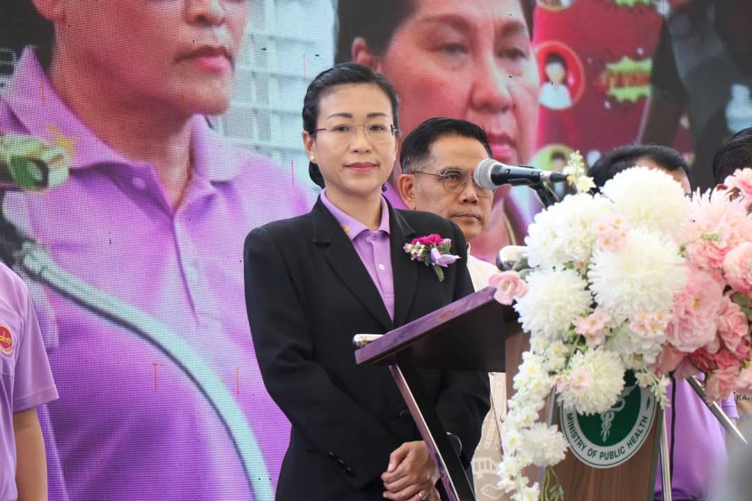 พจ. กาญจนบุรี ร่วมกิจกรรมวันสถาปนาครบรอบ 72 ปี โรงพยาบาลพหลพลพยุหเสนา