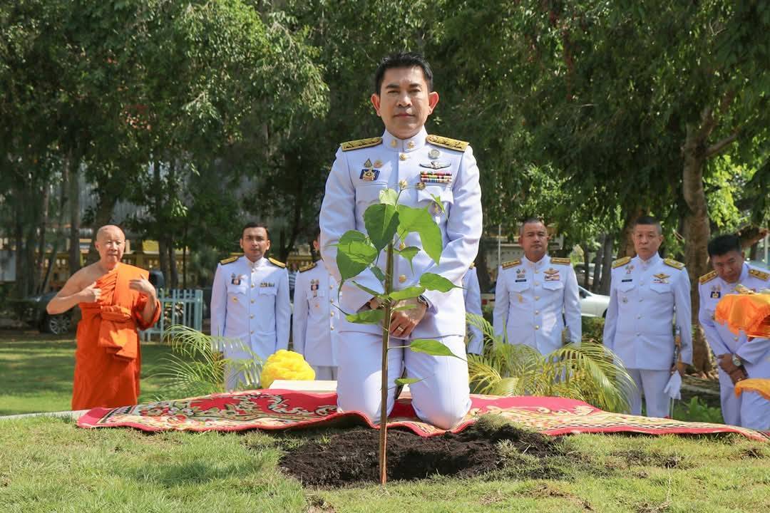 พจ.กาญจนบุรี ร่วมพิธีปลูก “พระศรีมหาโพธิทศมราชบพิตร” เนื่องในเทศกาลสำคัญทางพระพุทธศาสนา วันวิสาขบูชา ประจำปี 2568