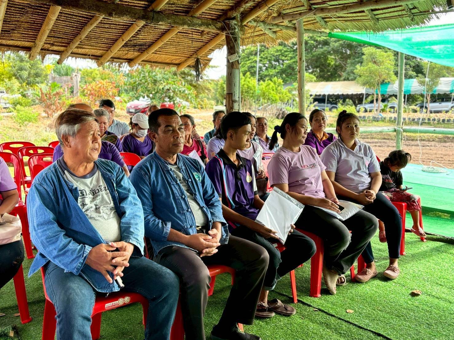 พช. กาญจนบุรี จัดกิจกรรมขับเคลื่อนโครงการอนุรักษ์พันธุกรรมพืชเนื่องมาจากพระราชดำริ สมเด็จพระเทพรัตนราชสุดาฯ สยามบรมราชกุมารี (อพ.สธ.)