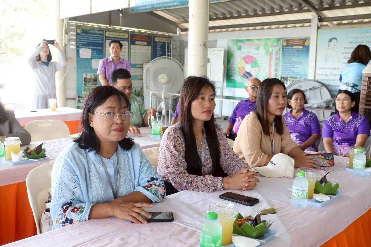 พช. กาญจนบุรี ต้อนรับคณะผู้เข้าร่วมโครงการแก้ไขปัญหาความยากจนที่มีชุมชนเป็นศูนย์กลางสำหรับกลุ่มประเทศในกรอบความร่วมมือแม่โขง – ล้านช้าง