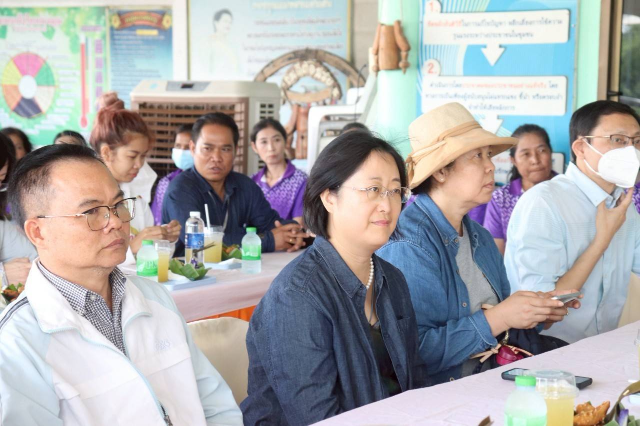 พช. กาญจนบุรี ต้อนรับคณะผู้เข้าร่วมโครงการแก้ไขปัญหาความยากจนที่มีชุมชนเป็นศูนย์กลางสำหรับกลุ่มประเทศในกรอบความร่วมมือแม่โขง – ล้านช้าง