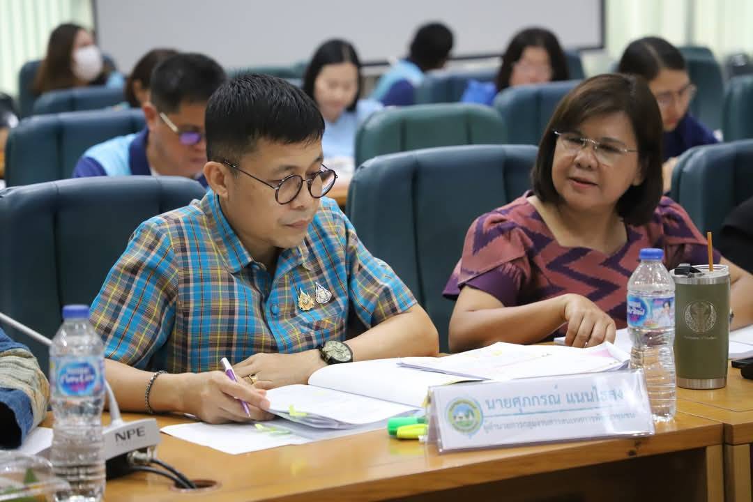 พช.กาญจนบุรี จัดประชุมนำเสนอผลการจัดเก็บและรับรองคุณภาพข้อมูลความจำเป็นพื้นฐาน (จปฐ.) ระดับจังหวัด เพื่อสนับสนุนให้ทุกหน่วยงาน ได้นำข้อมูลไปใช้ประโยชน์ในการวางแผนแก้ไขปัญหาและพัฒนาคุณภาพชีวิตของประชาชนให้ดีขึ้นในทุกระดับ