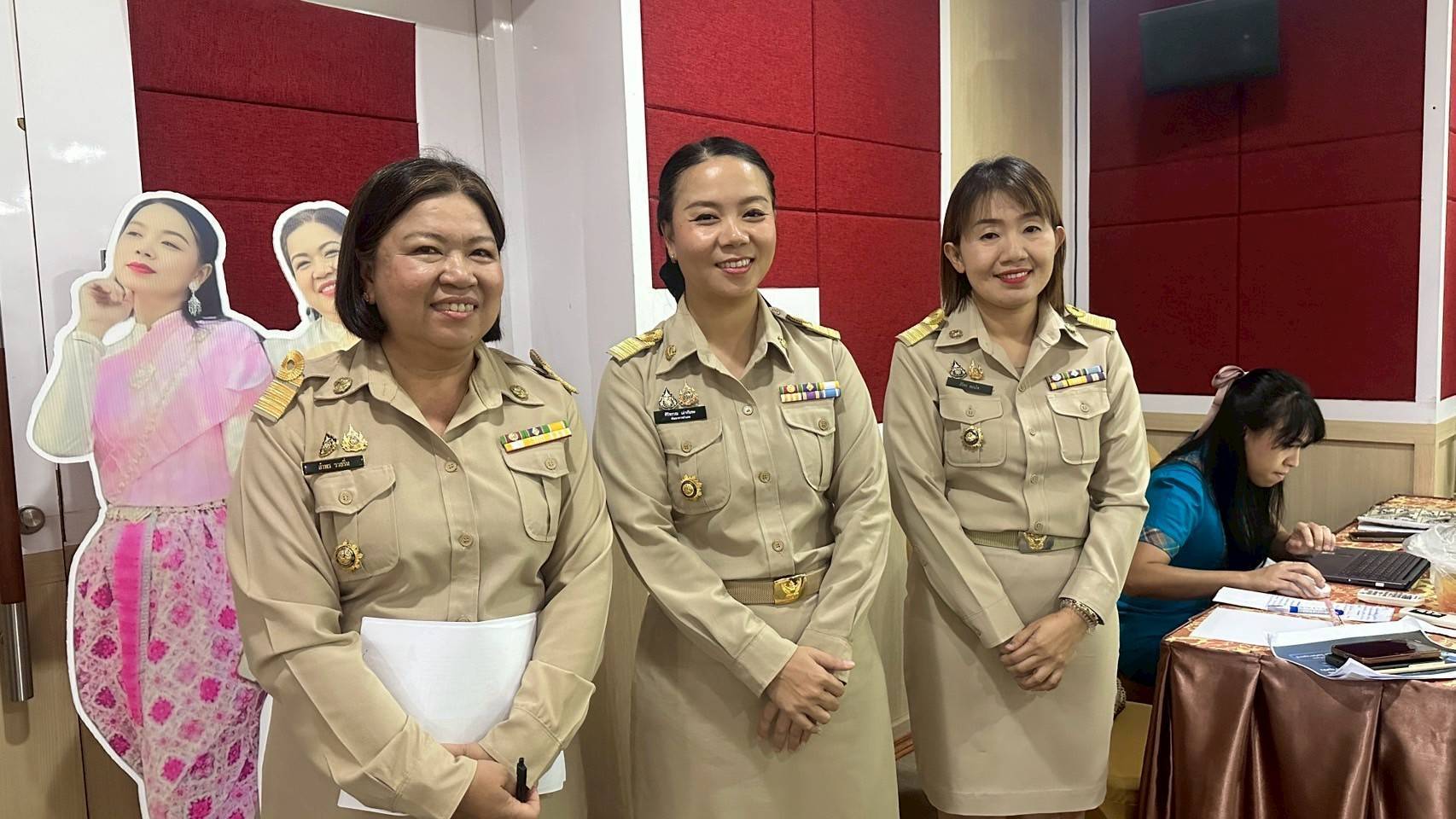 พช. กาญจนบุรี นำข้าราชการเข้ารับการคัดเลือกข้าราชการ ลูกจ้างประจำ และพนักงานราชการดีเด่น กรมการพัฒนาชุมชน ประจำปี พ.ศ. 2568